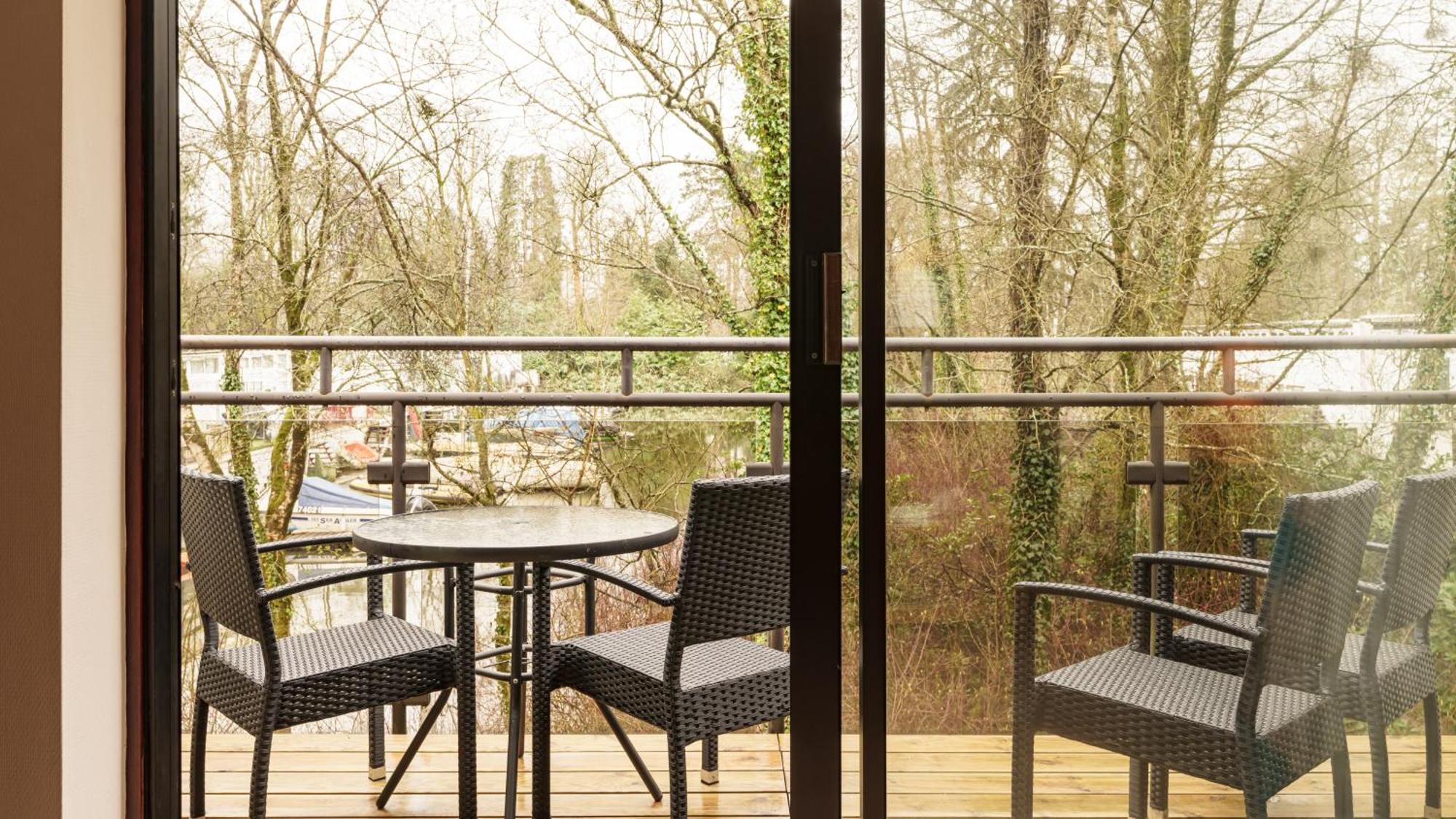 2 Bedroom Lake District Cottage At Windermere Marina Village Bowness-on-Windermere Exterior foto
